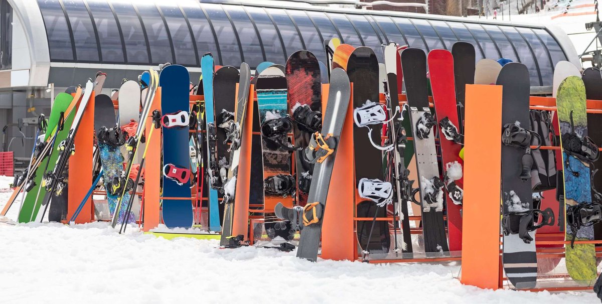 ski-rack-snow-winter-day.original