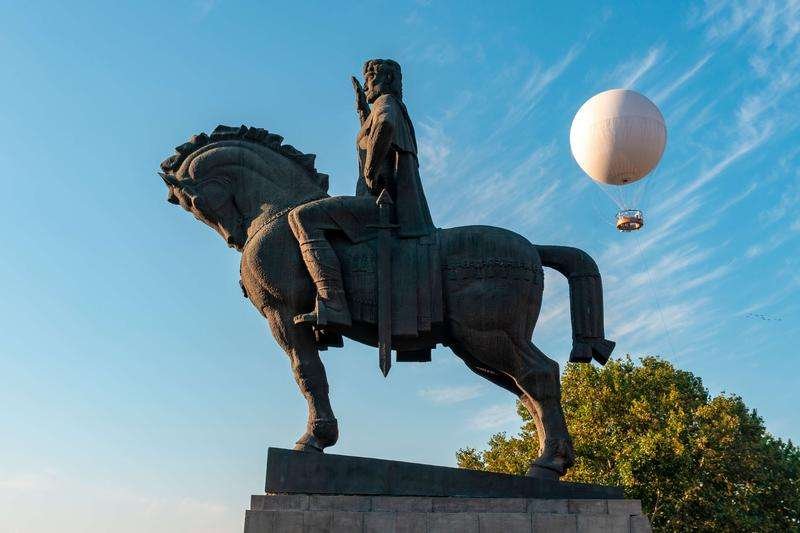 Statue of Vakhtang Gorgasali in Tbilisi