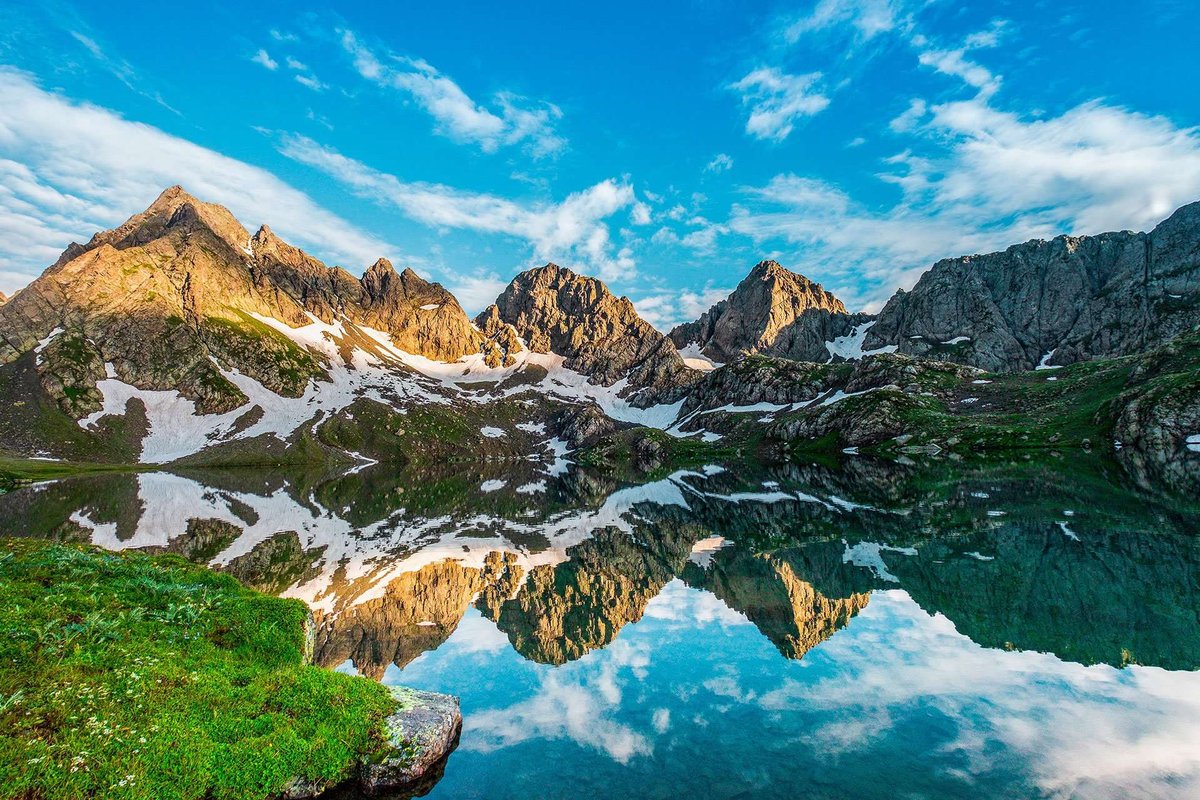 tobavarchkhili-lake-egrisi-mountains-01