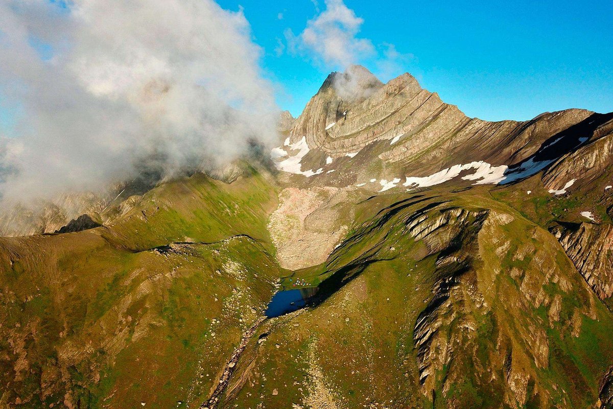 udziro-lake-01
