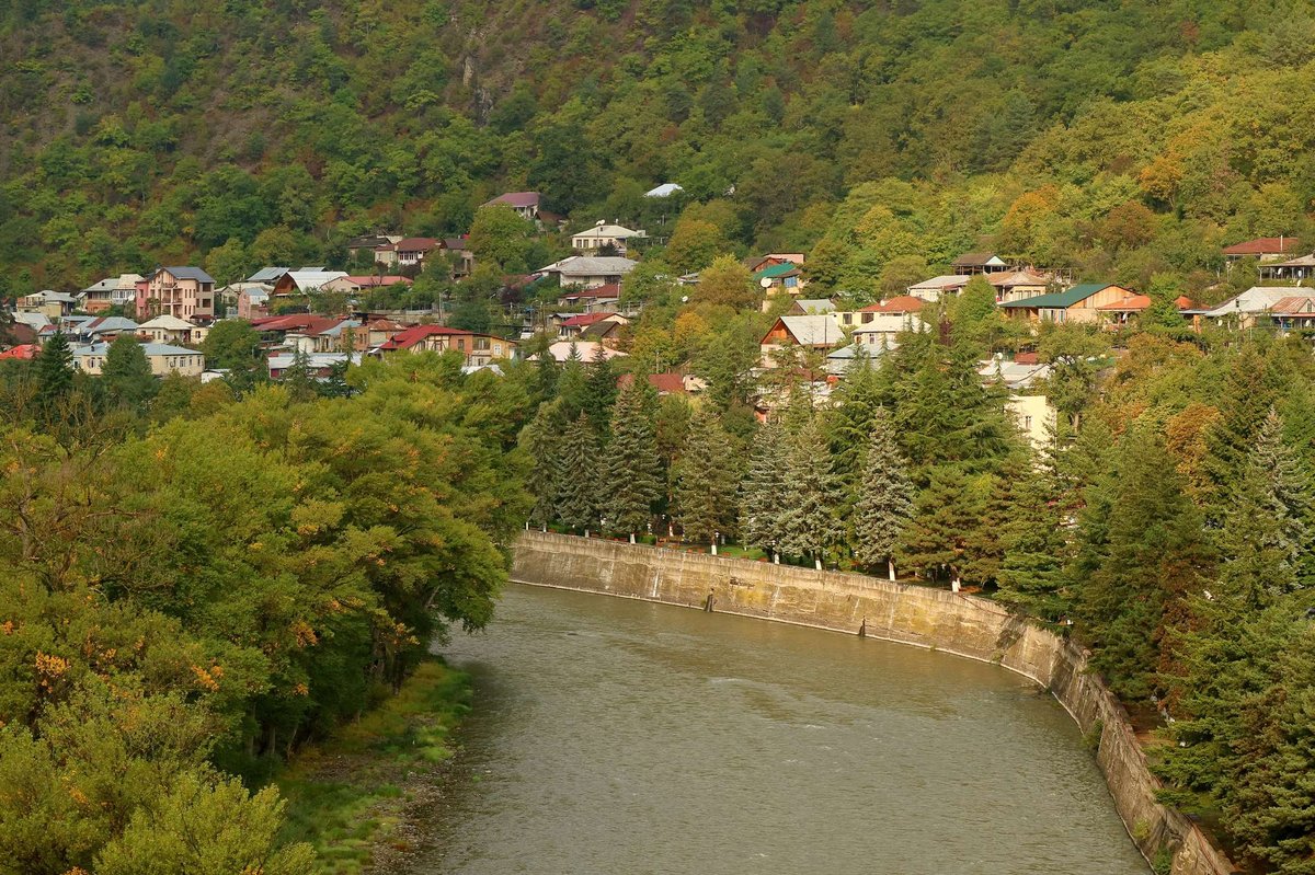 view-borjomi-early-autumn